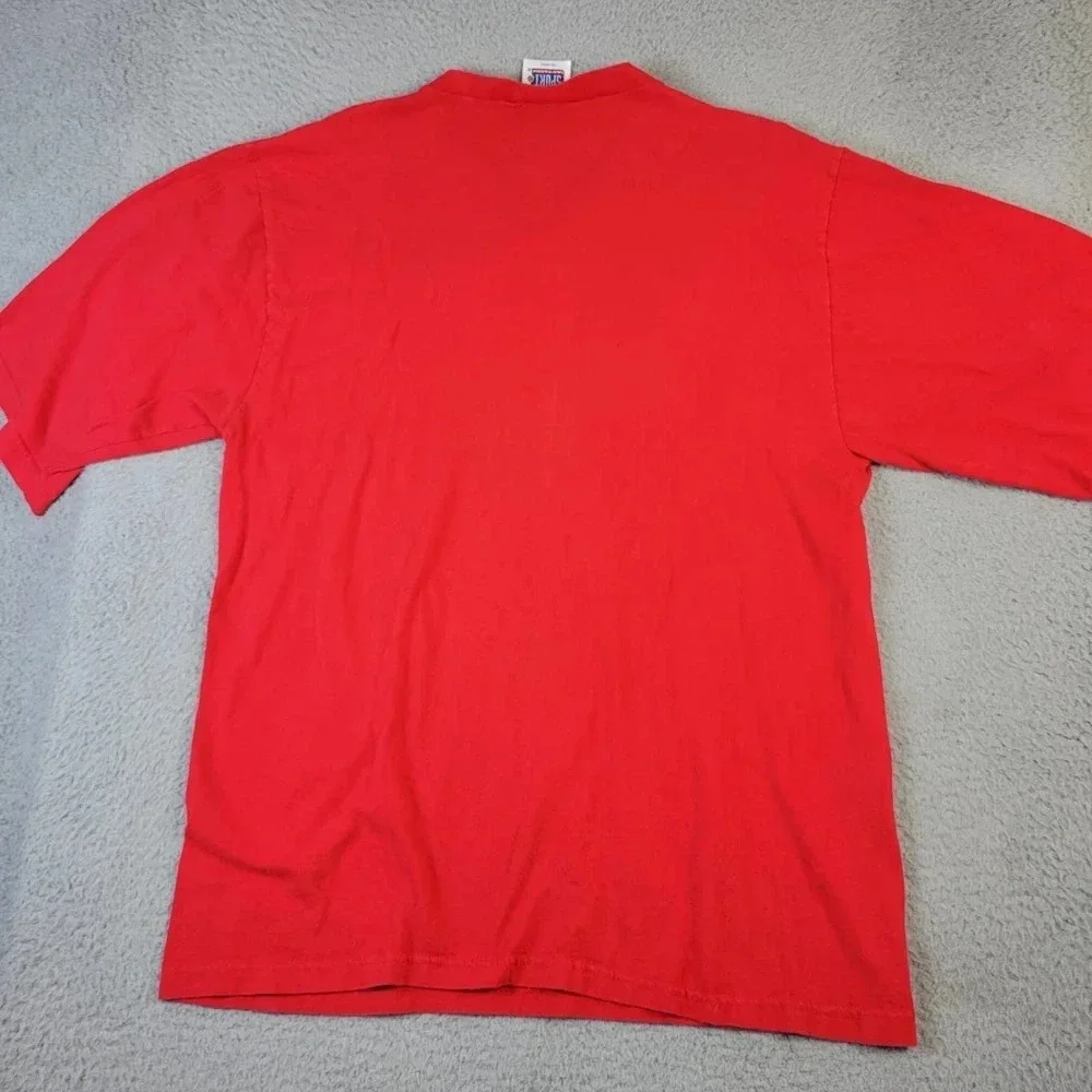Vintage 90's NHL Detroit Red Wings T-Shirt Men's Size L Short Sleeve Vneck Red - Picture 9 of 9